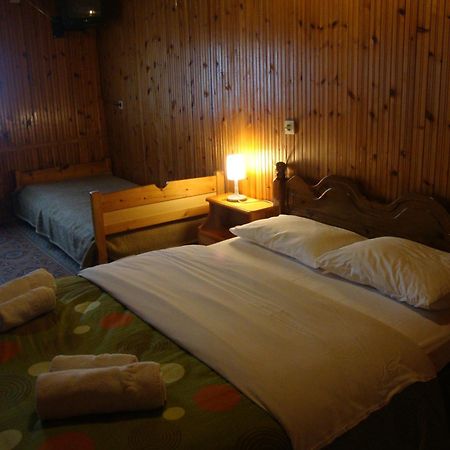 Stalaktites Hotel อิโออันนินา ภายนอก รูปภาพ